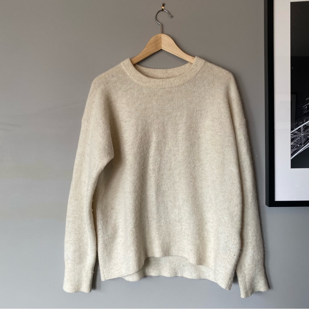 Aritzia Babaton Thurlow Sweater (S)